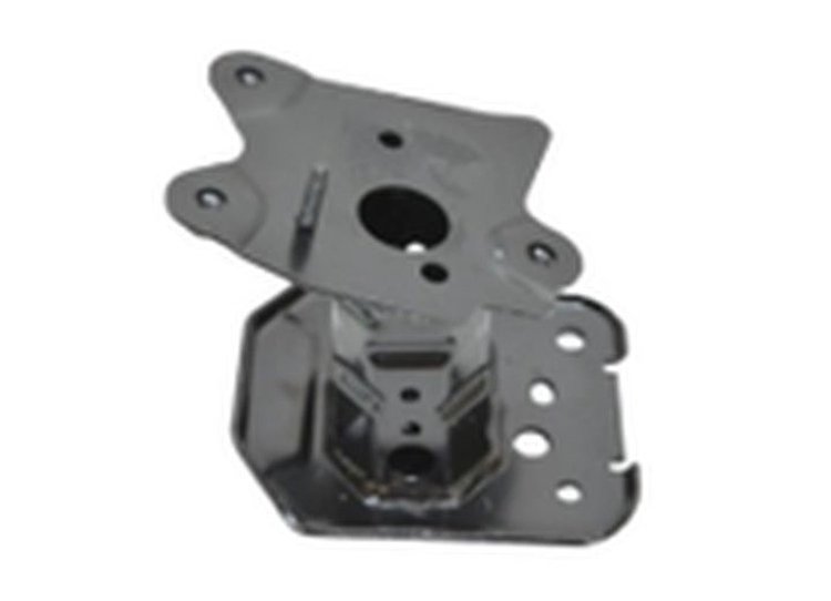 RT REAR BUMPER BRACKET 06