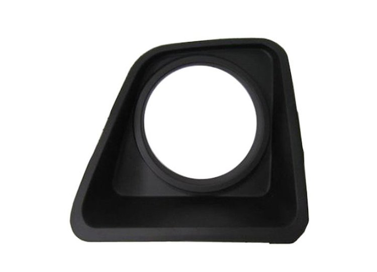 RH FRONT BUMPER INSERT W/