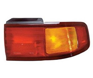 RH T.L. COMBINATION TYPE CAMRY EXC WAG 95-96