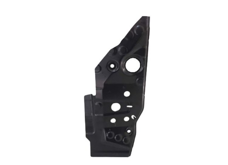LT REAR BUMPER BRACKET ON