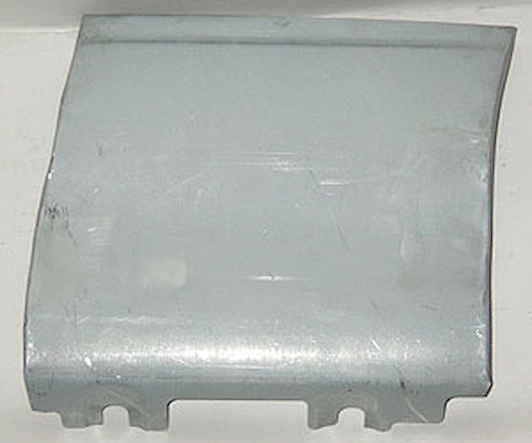 Front Fender - Rear Lower Section without Louvers 1970-72