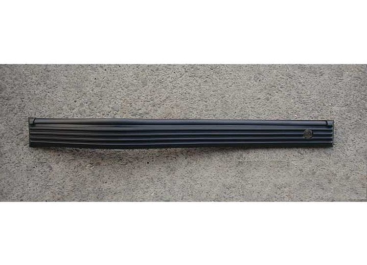LH IMPACT STRIP 2PC BLK CHEVY/GMC C/K P/U 88-02 BLAZER/TAHOE/YUKON 92-00 SUBURBAN 92-99