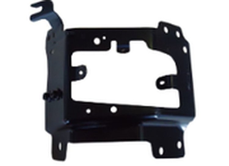 RH FT BUMPER BRACKET OUTER SILVERADO 1500 14-14
