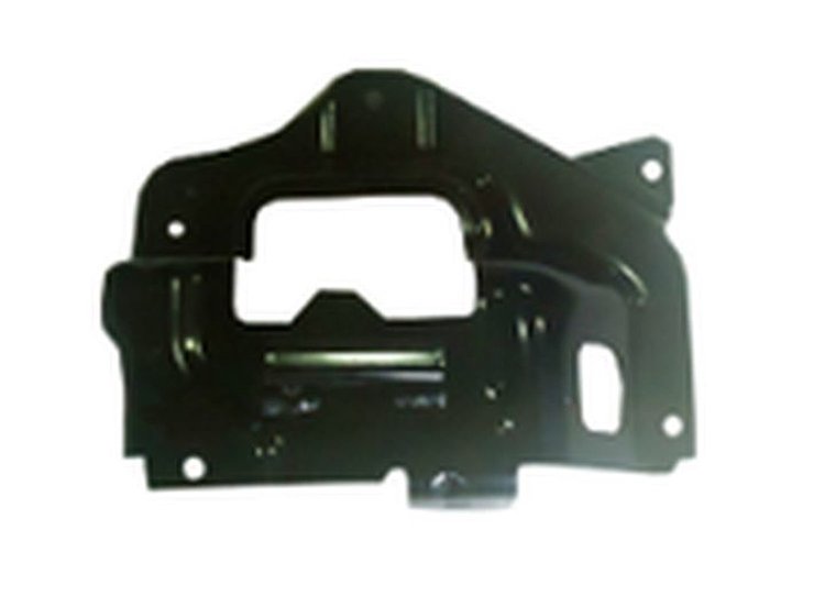 RH FT BUMPER BRACKET INNER SILVERADO 1500 14-14