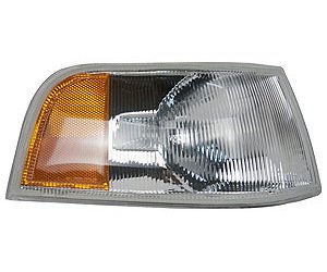 RH PARK/SIGNAL LAMP VOLVO 960 95-97 VOLVO S90/V90 98