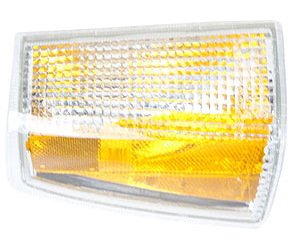 RH SIDE MARKER LAMP BESIDE H.L. VOLVO 740/760 83-87 740 GLE/GL 88-89