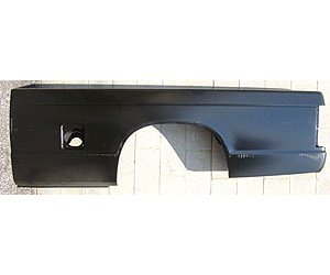 LH BOXSIDE ASSY W/ SINGLE RECT GAS HOLE S10/S15/SONOMA P/U 7.5FT BOX 82-93