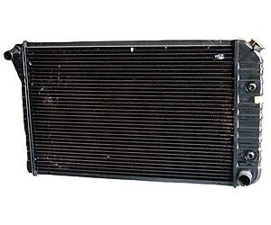 RADIATOR 2 ROW W/ OR W/O AIR GENERAL MOTORS MULTI-VEHICLE SEE RADIATOR APP LICATION CHART FOR SPECIFICATIONS