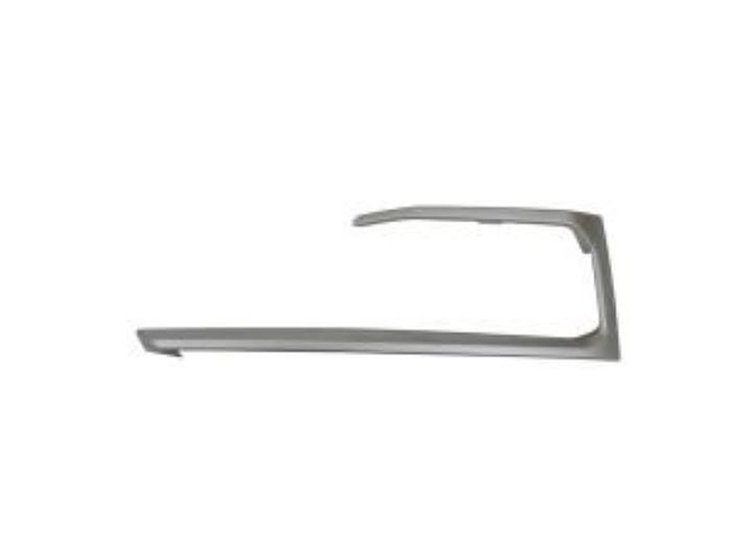 LT FRONT BUMPER MOLDING G