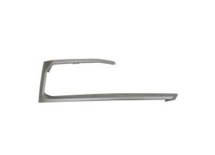 RT FRONT BUMPER MOLDING G
