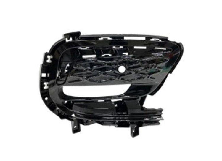RT FRONT BUMPER INSERT W/
