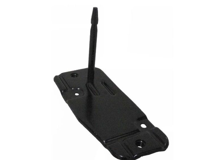 LT REAR BUMPER BRACKET 13