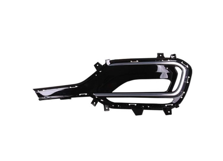 RH FRONT BUMPER INSERT 2.