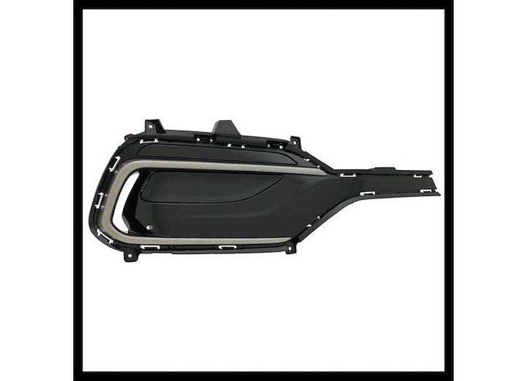 RH FRONT BUMPER INSERT 2.