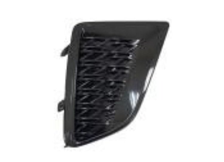 RT FRONT BUMPER INSERT W/