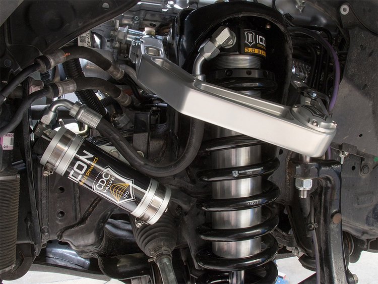 2008-UP TOYOTA LAND CRUISER 200 SERIES 2.5-3.5 in. LIFT STAGE 6 SUSPENSION SYSTEM