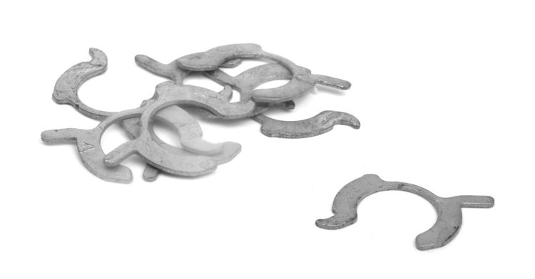Fuel Injector Retainers For OE, Holley & Other Aftermarket Billet Extruded Fuel Rails