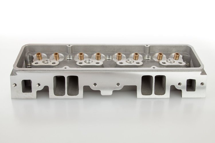 102-500 Aluminum Cylinder Head w/180 cc Intake Ports for Small Block Chevy Engines, Straight Plugs [Bare]