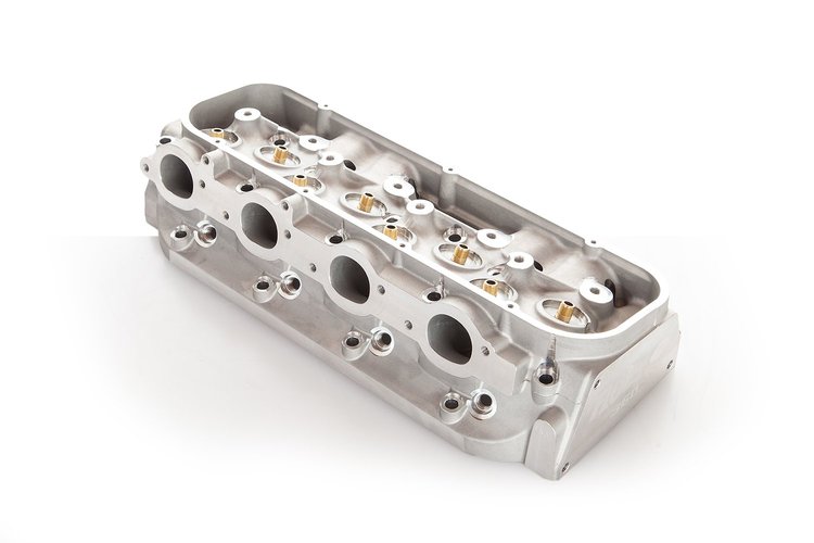360-500 Cylinder Head for Big Block Chevy Engines, 360 cc Intake Ports, 121 cc Combustion Chambers [Bare]