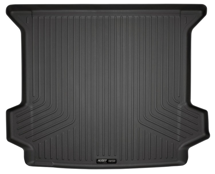 CARGO LINER BEHIND 2ND SE
