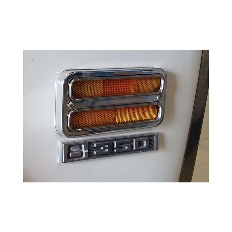 SMLB72P Billet Marker Light Bezel, Deluxe, Polished, Pair, 1968-1972 Chevy/GMC C/K Series Trucks & Blazer/Jimmy, Suburban