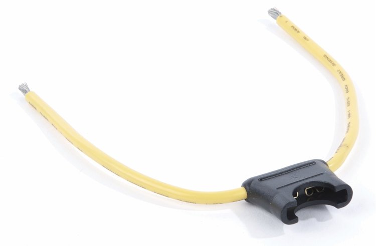 In Line Fuse Holder Utilizes Standard Blade Type Fuse ATO/ATC (sold separately)