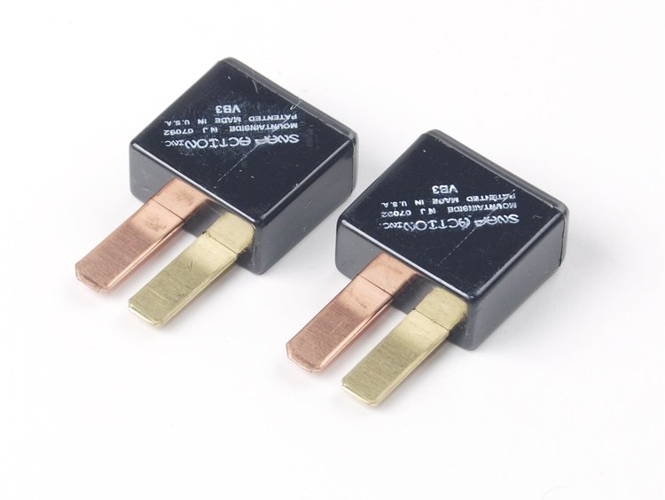 Manual Reset Fuses/Breakers 30 Amp