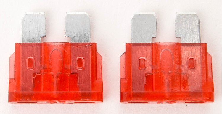 10 AMP Fuses with LED 2/pkg