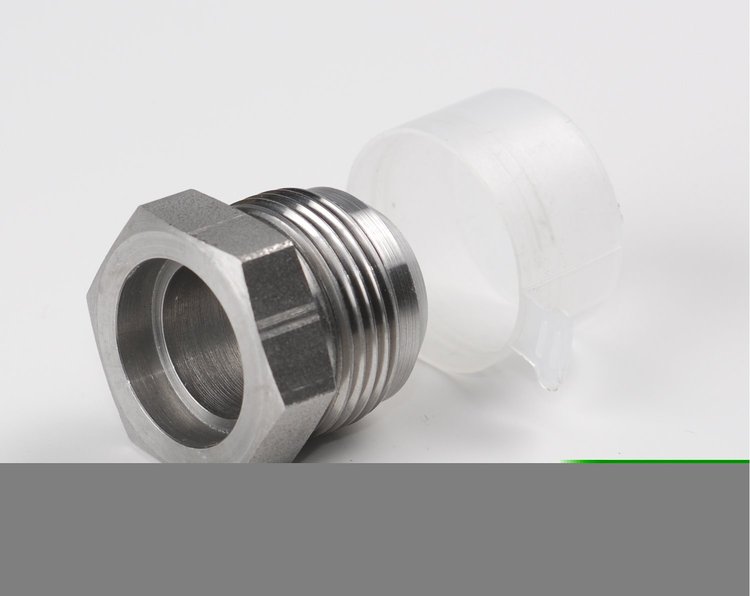 Steel Weld Fitting -16AN Male