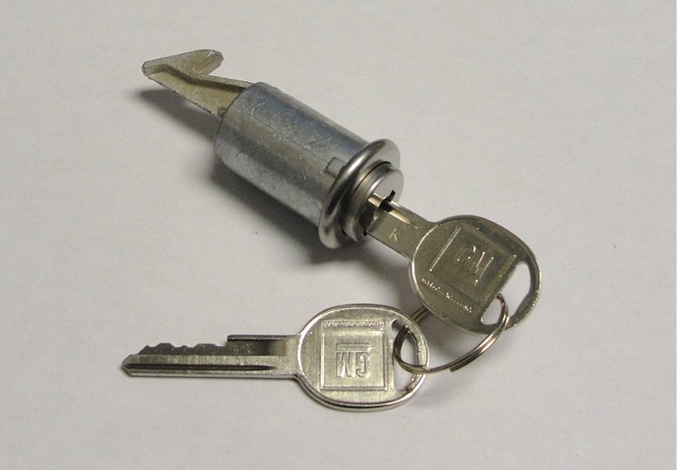 Glovebox Lock Set for 1967 Chevrolet Impala [Oval Style GM Keys]