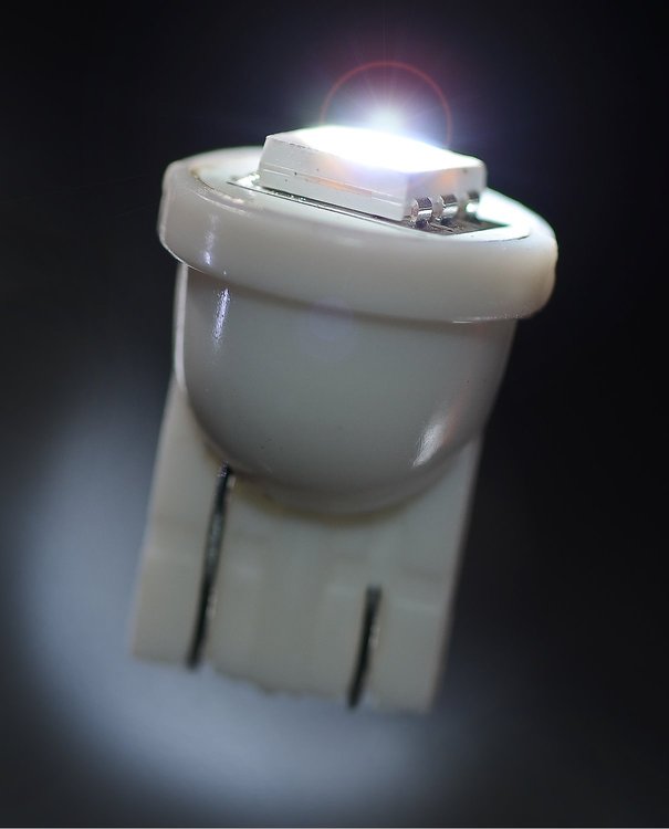LED Bulb [White , 12 Volt DC]