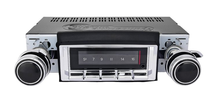 Classic 740 Series Radio w/Built-in Bluetooth for 1978-1985 Chevrolet Monte Carlo