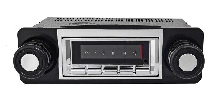 Classic 740 Series Radio w/Built-in Bluetooth for 1967-1972 GMC C, K Series Pickup, Suburban