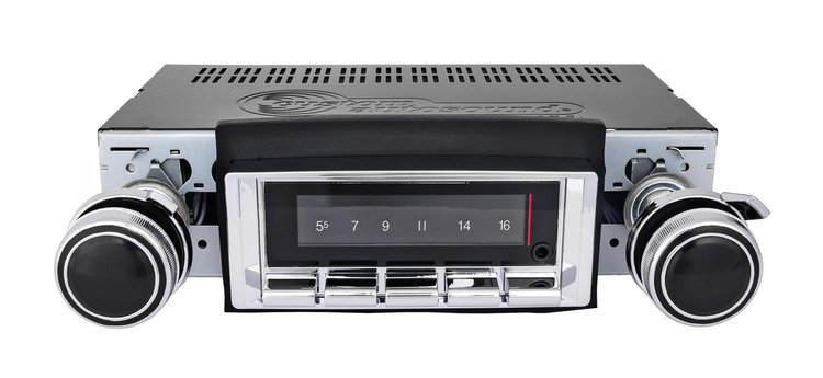 Classic 740 Series Radio w/Built-in Bluetooth for 1973-1988 GMC C, K Series Pickup, Suburban, Jimmy