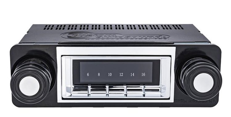 Classic 850 Series Radio w/Built-in Bluetooth for 1967-1972 Chevrolet C/K Series Trucks