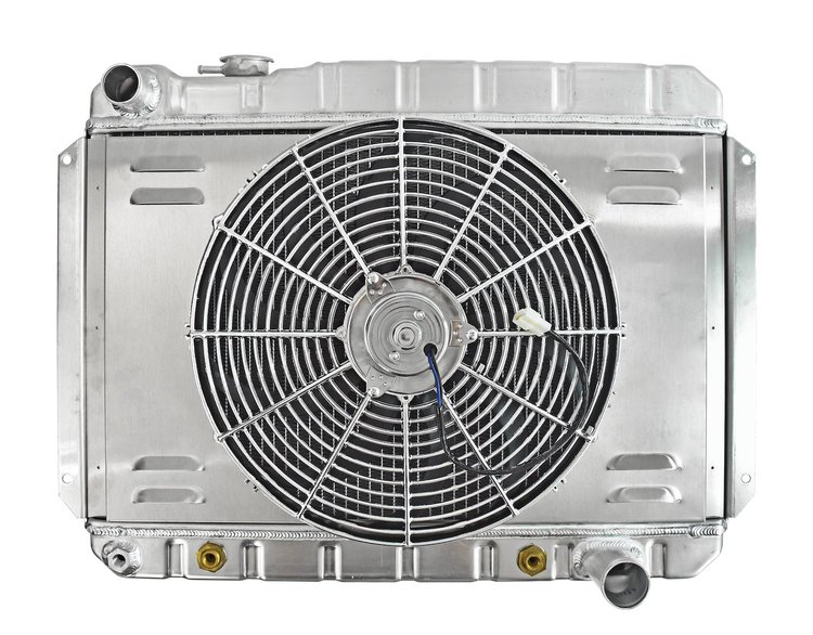 Aluminum Radiator & Fan Combo for 1966-1967 Chevrolet Chevelle, Malibu, & El-Camino [16 in. Fan]