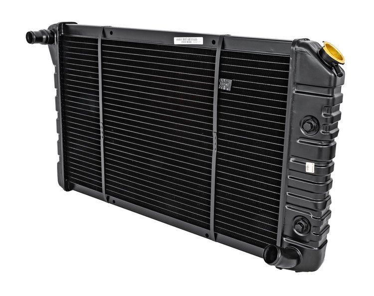 Replacement Radiator for 1977-1982 Chevrolet Corvette w/350 V8 Eng. & 1980 Chevrolet Corvette w/305 V8 Eng. [3-Row]