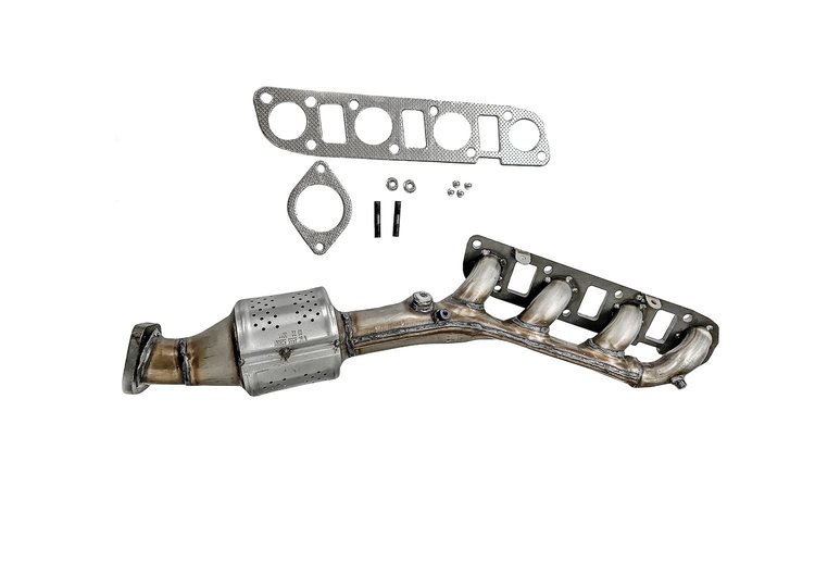 Catalytic Converter Fits Select 2004-2015 Infiniti Models, 2012-2017 Nissan Models w/ 5.6L V8 Eng. [Front Left]
