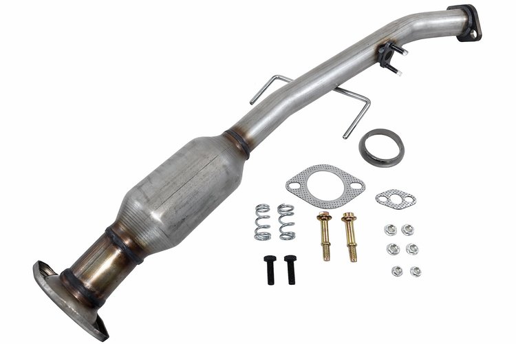 Catalytic Converter Fits Select 2001-2003 Toyota Sienna CE Mini Passenger Van, FWD w/3.0L V6 [Rear]