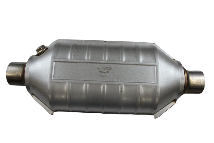 Catalytic Converter Fits 1998-2003 Chevy Tracker, 1998-2001 Ford Ranger, 1996-2002 Mazda Millenia, 1999-2003 Suzuki Vitara