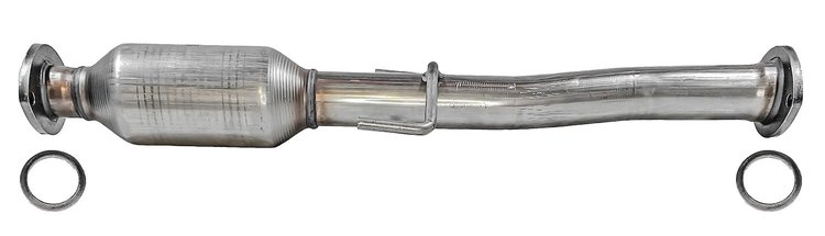 Catalytic Converter Fits 1999-2004 Toyota Tacoma w/2.4L, 2.7L 4 cyl. Eng. [Rear]