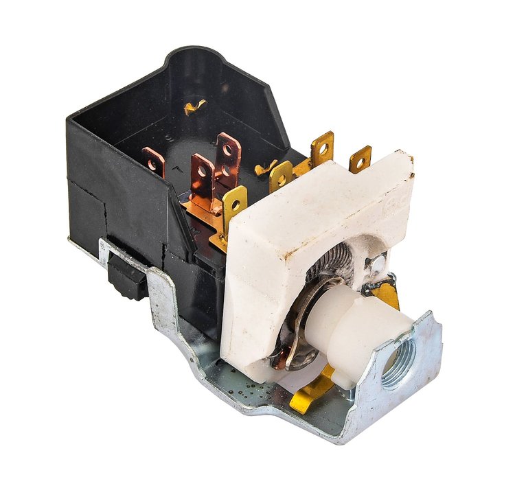 Headlight Switch Fits Select 1967-1988 Chevrolet, GMC & Pontiac Models [7-Pin]