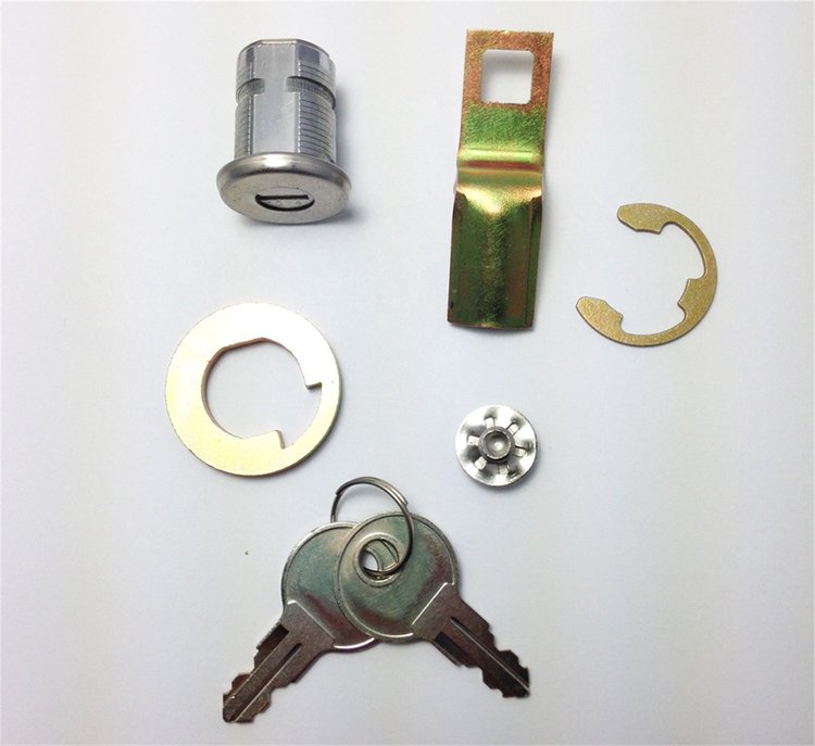 MANUAL LOCKTOYOTA TACOMA