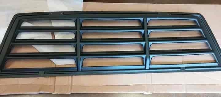 WINDOW LOUVER 86-98 NISSA