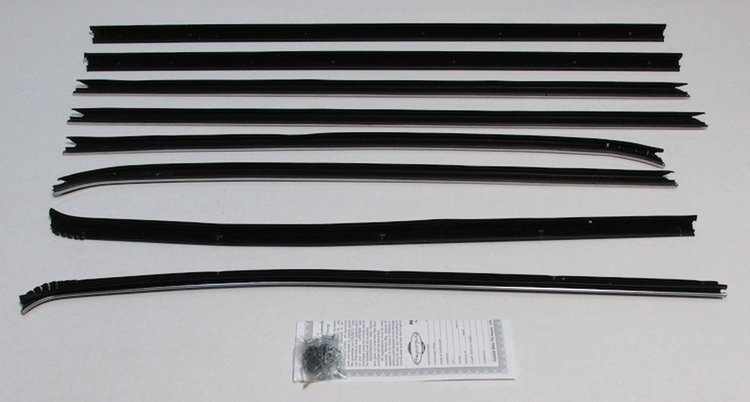 1969-70 IMPALA 4 DR SEDAN AUTHENTIC FELTKIT