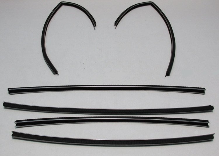 1958 FULL SIZE CHEVROLET 2 DR SEDAN UPPER CHANNELS