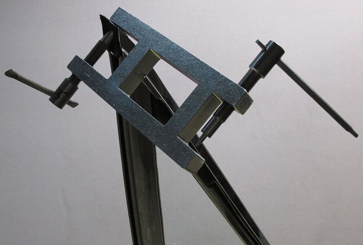 SPECIALTY TOOL FOR REMOVING / INSTALLING VENT WINDOW TOP SEALS ALSO INSTALLS SNAPS ON CONVERTIBLE TOP BOOTS TOOL ONLY