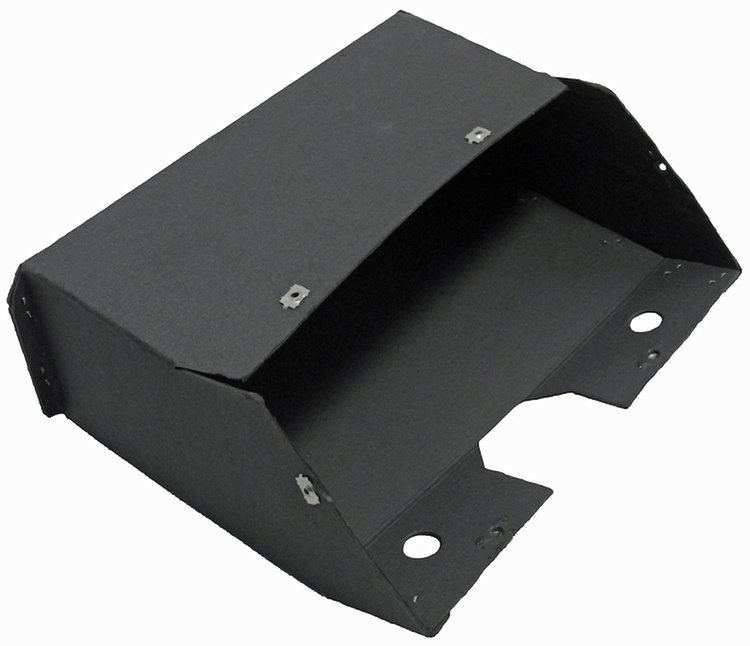 68 NOVA GLOVEBOX LINER WITHOUT AIR