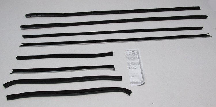 1968-69 TORINO / FAIRLANE TUDOR HARDTOP FORMAL ROOF USED W/ UPPER DOOR CHROME
