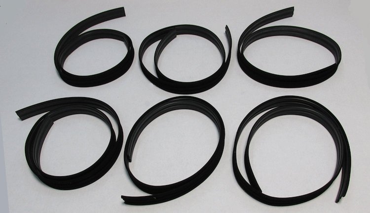 1972-76 CHEVY VEGA UPPER CHANNELS